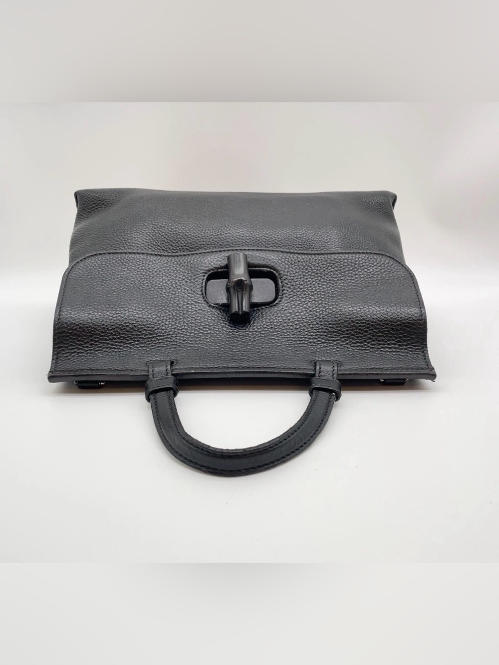 Auth Gucci Bamboo Daily Turn-Lock Leather Black 2way Bag - Picture 3 of 16